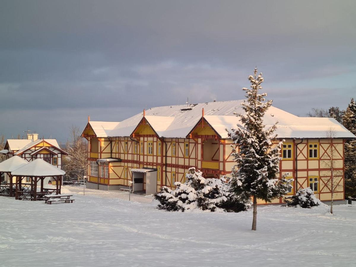 Apartman Srnka S Vyhladom Na Wysokie Tatry Zewnętrze zdjęcie