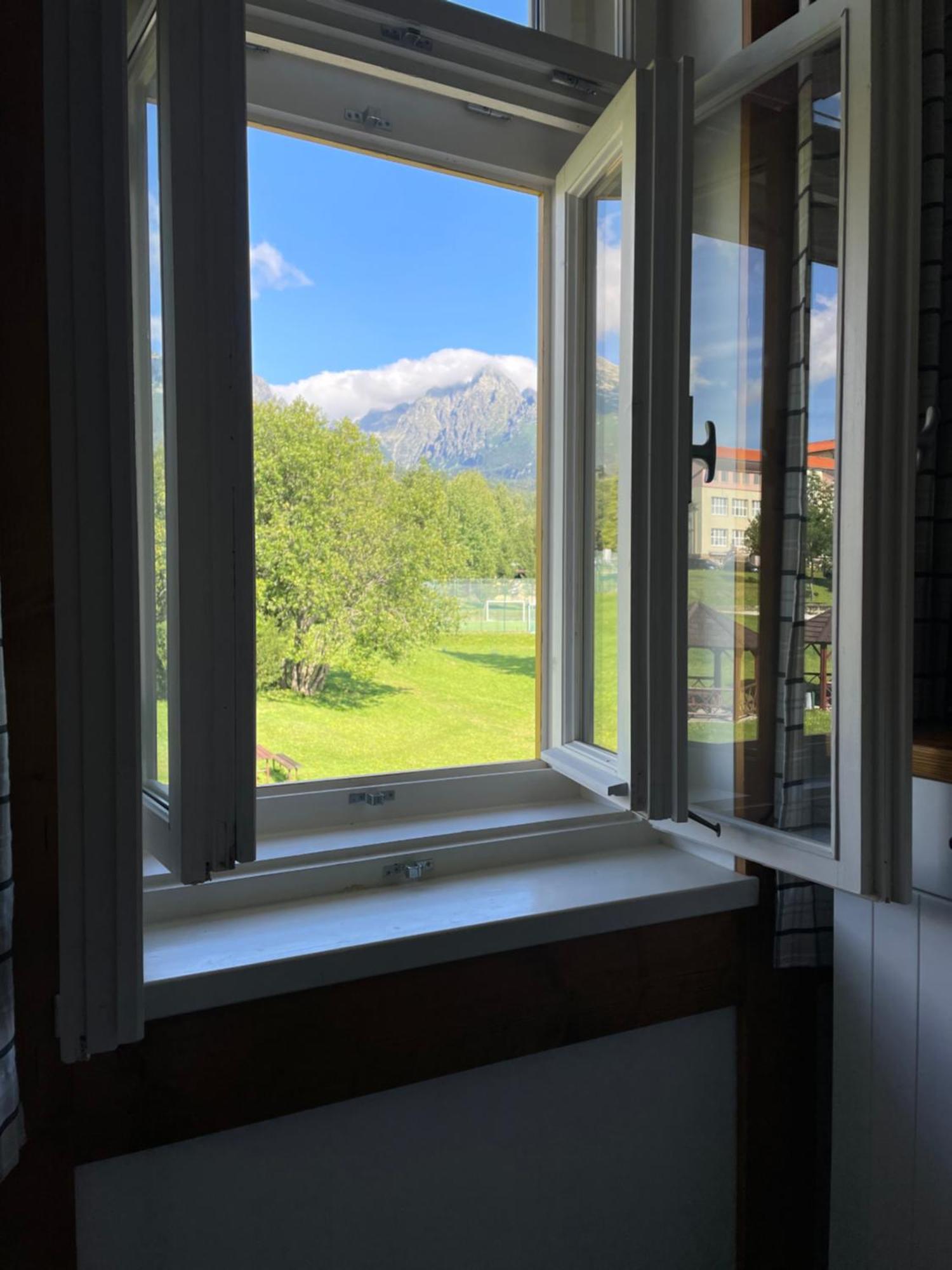Apartman Srnka S Vyhladom Na Wysokie Tatry Zewnętrze zdjęcie