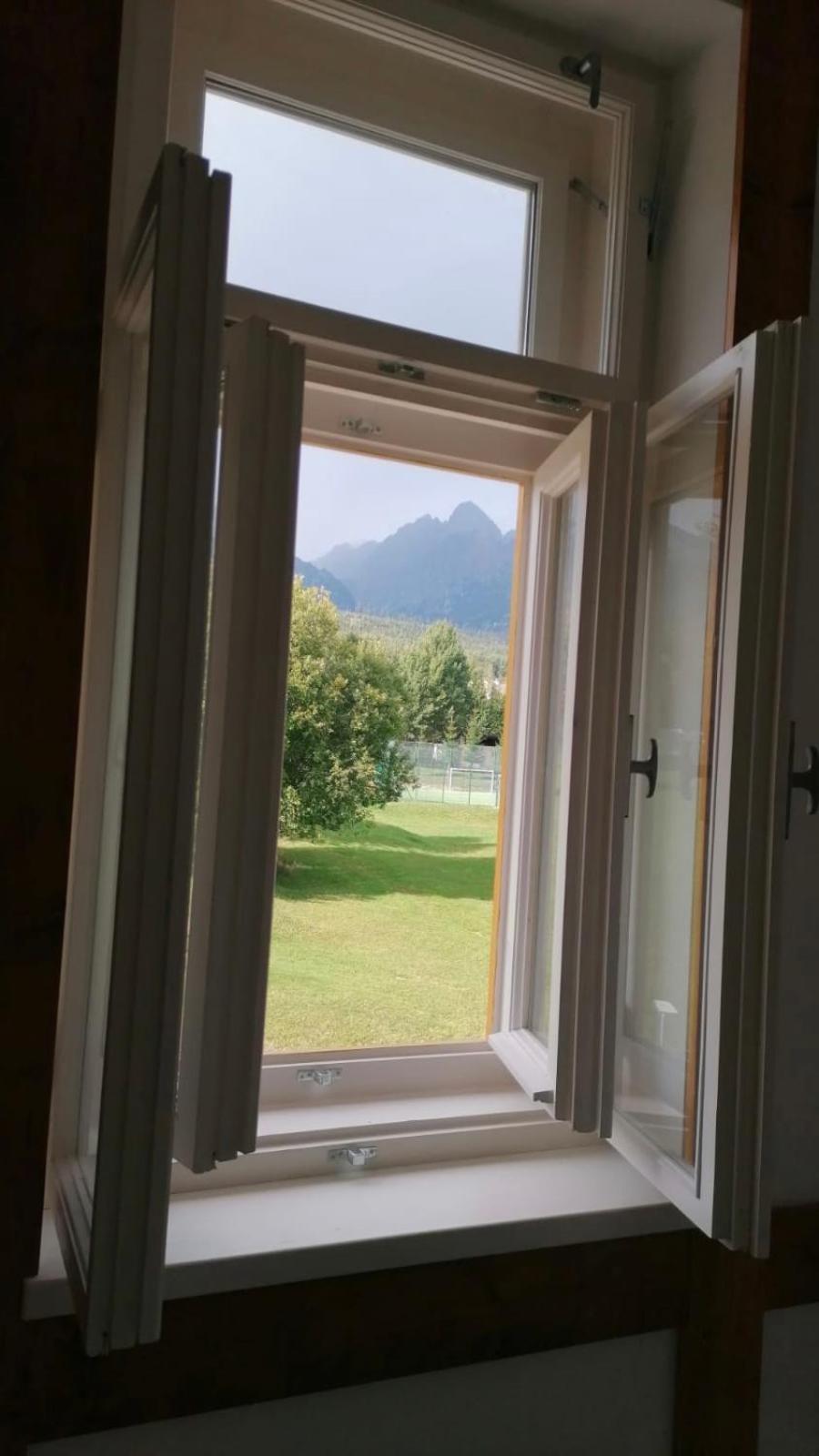 Apartman Srnka S Vyhladom Na Wysokie Tatry Zewnętrze zdjęcie